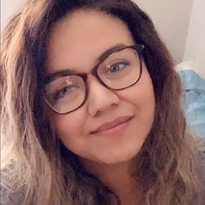 Meet your Posher, Janelle